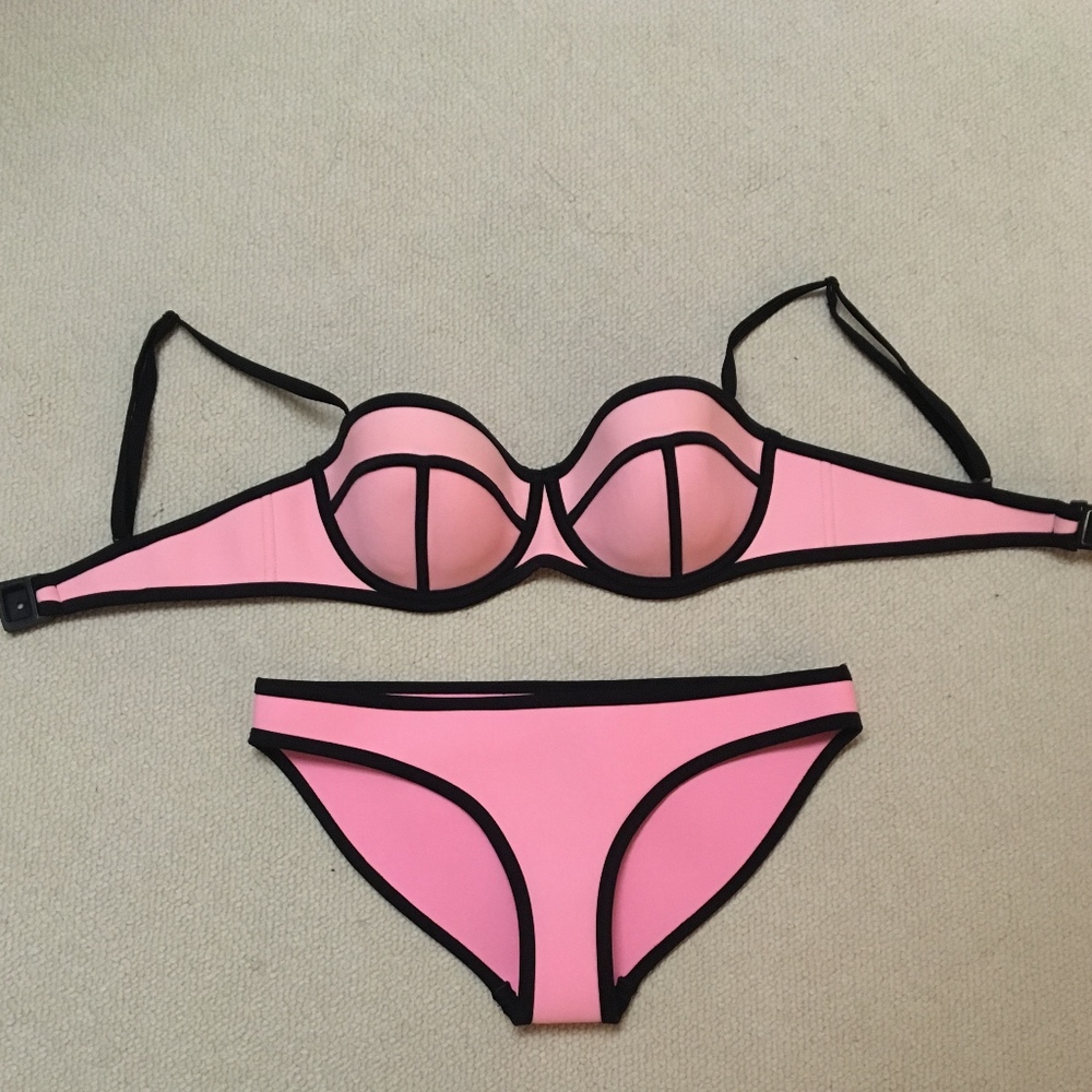 REAL Triangl bandeau bikini